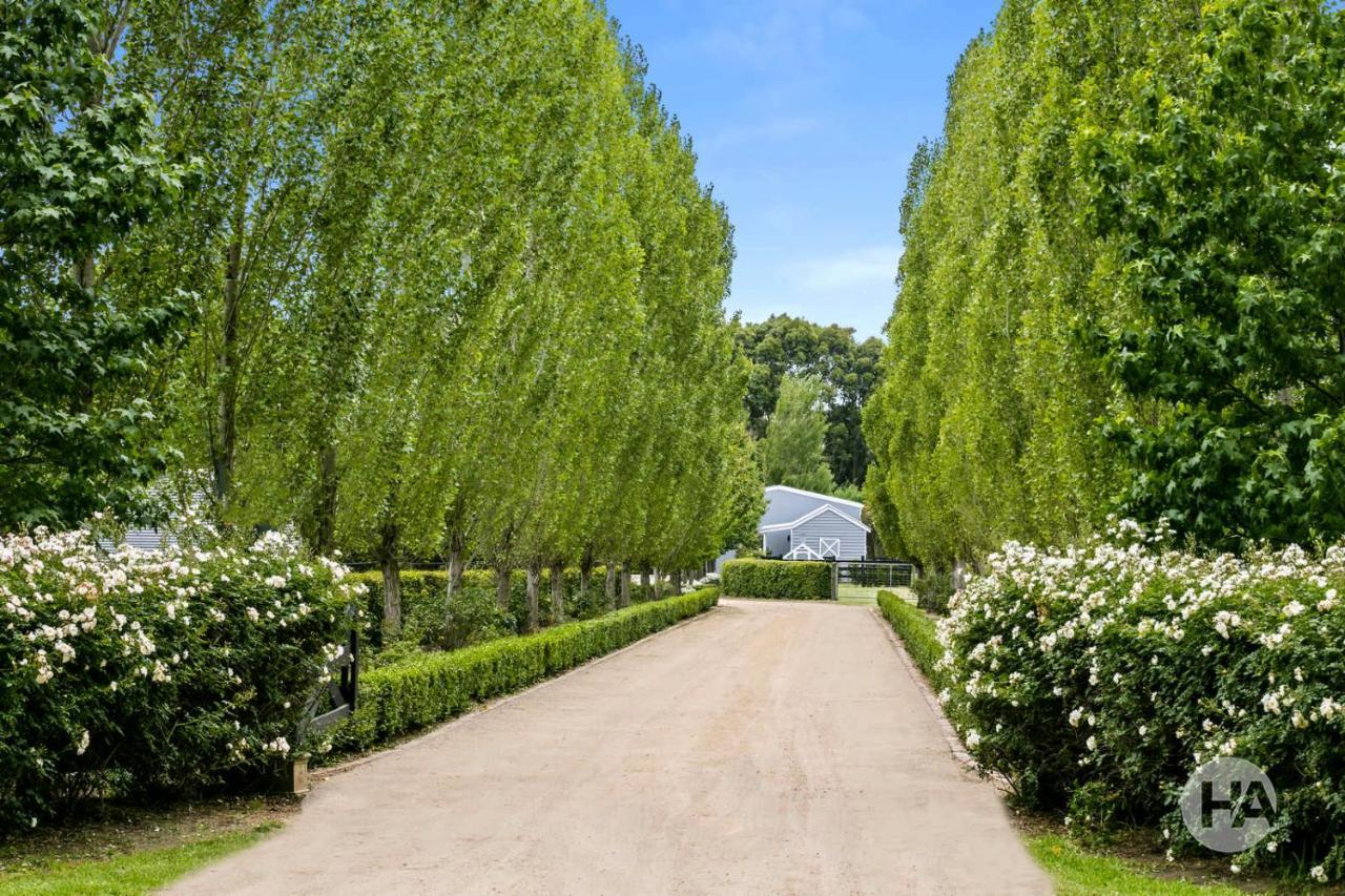 Farm Stay MAPLE Cottage at Wilindi Estate Tyabb Esterno foto