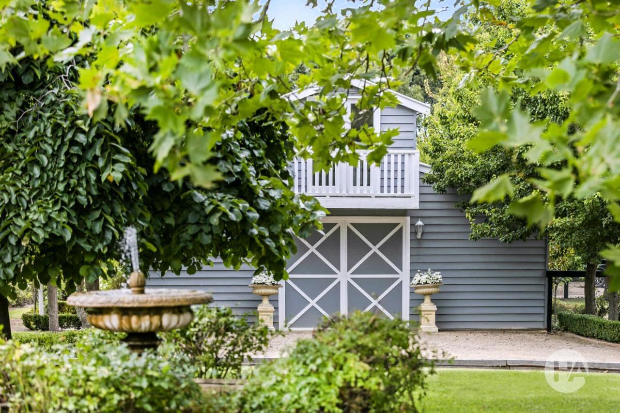 Farm Stay MAPLE Cottage at Wilindi Estate Tyabb Esterno foto