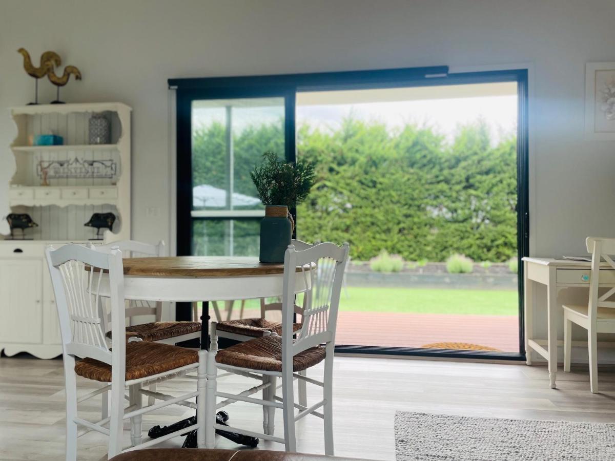 Farm Stay MAPLE Cottage at Wilindi Estate Tyabb Esterno foto