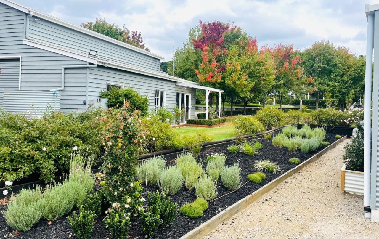 Farm Stay MAPLE Cottage at Wilindi Estate Tyabb Esterno foto