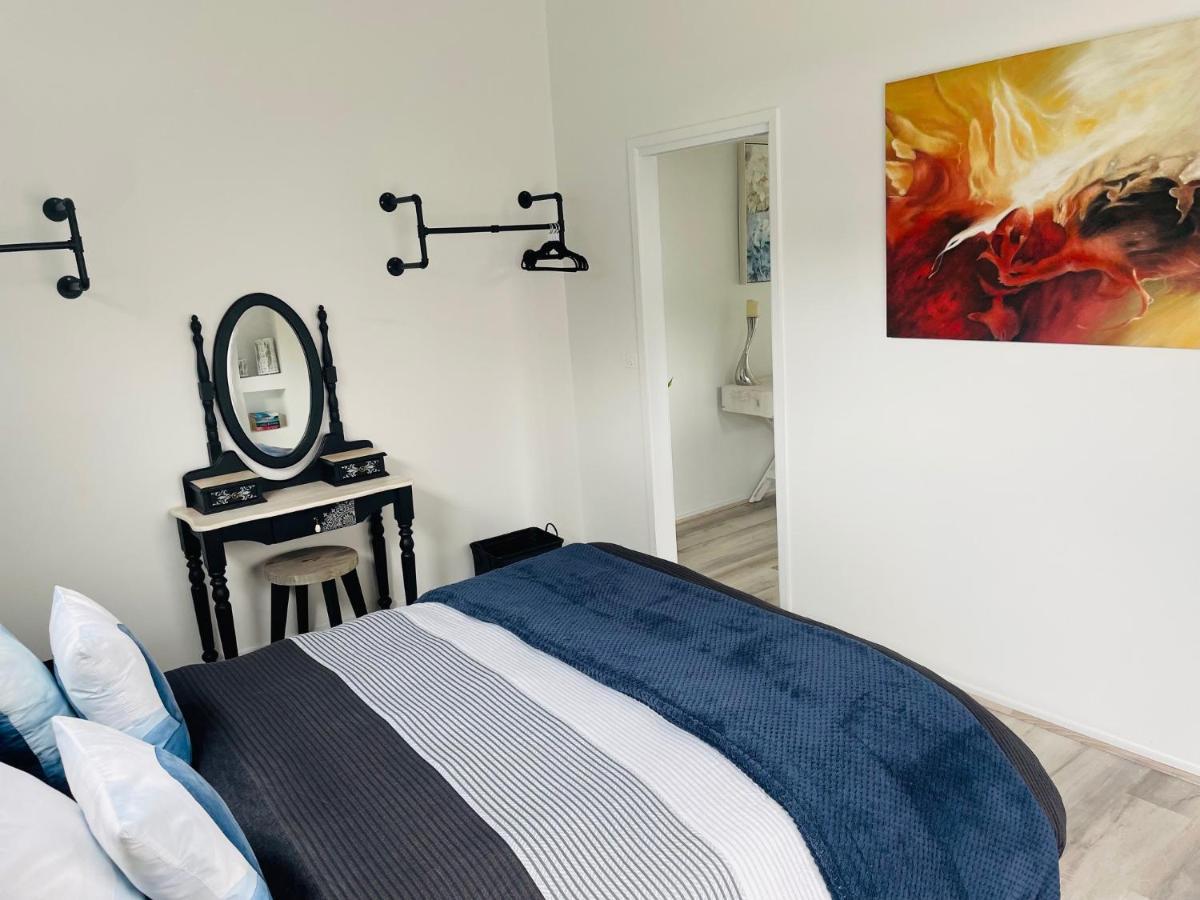 Farm Stay MAPLE Cottage at Wilindi Estate Tyabb Esterno foto