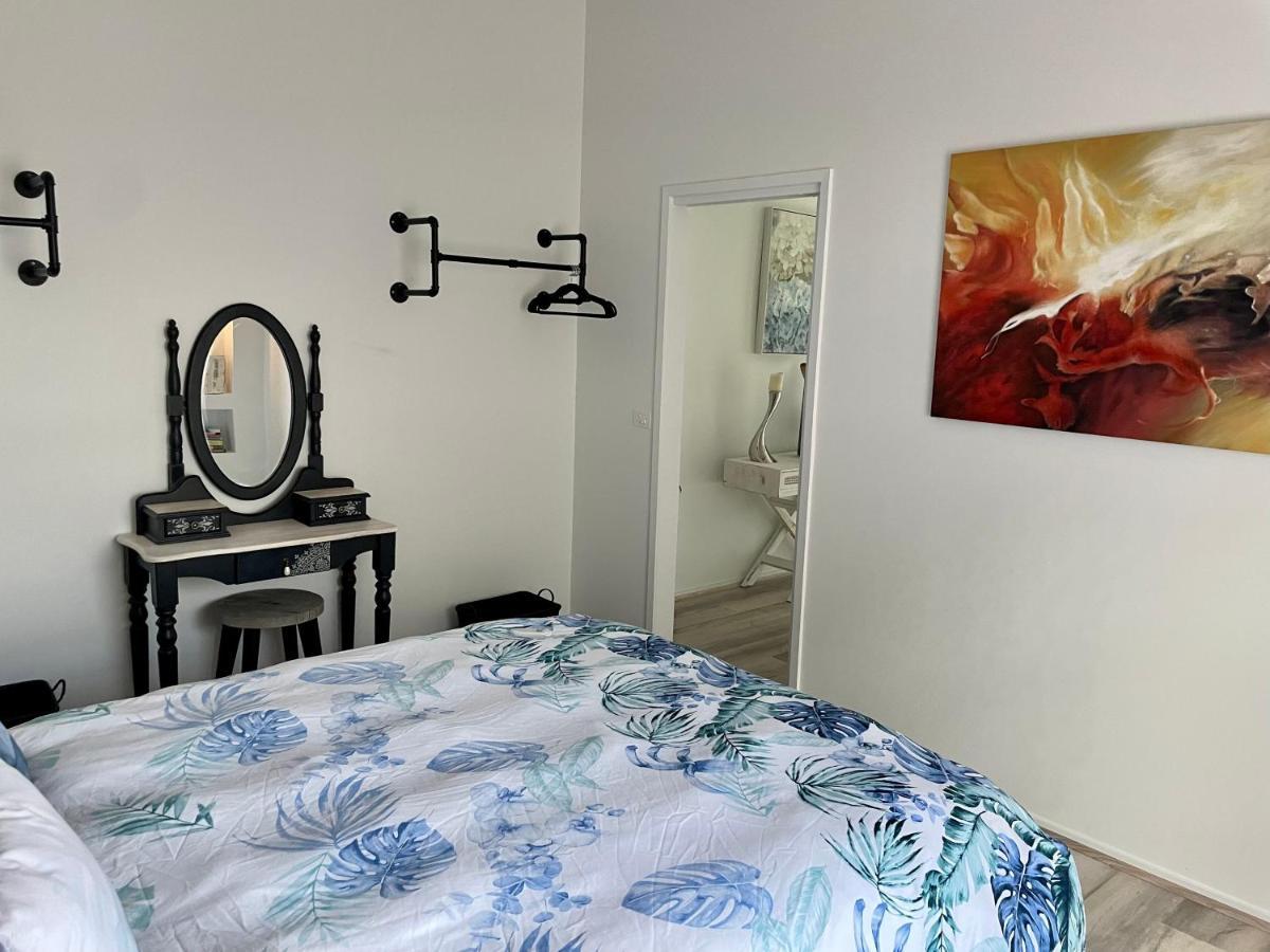 Farm Stay MAPLE Cottage at Wilindi Estate Tyabb Esterno foto