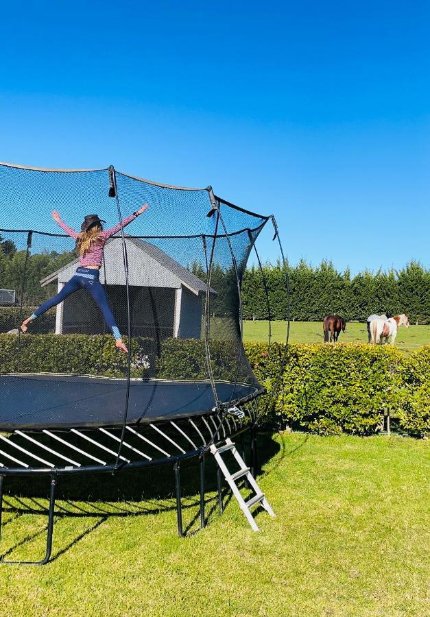 Farm Stay MAPLE Cottage at Wilindi Estate Tyabb Esterno foto